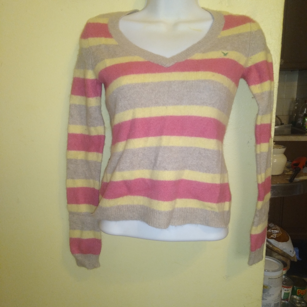 Girls new sweater w/o tags